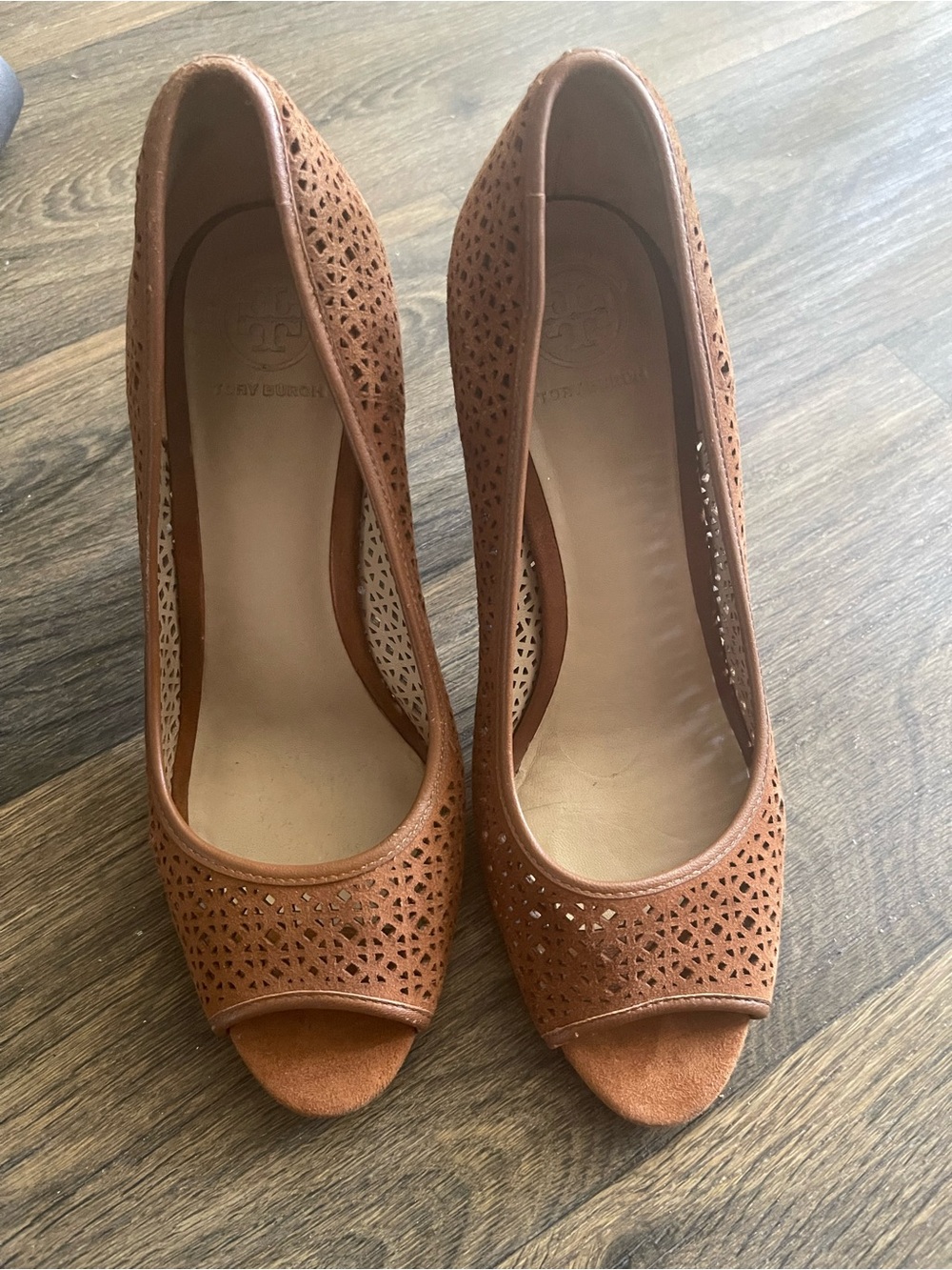 Tory Burch Elinor Brown Suede Pumps Laser Cut-Out, Open Toe, Size 6 1/2M